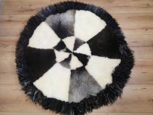 Saueskinn - Runde tepper - eco-sheep-carpets-adam-leather