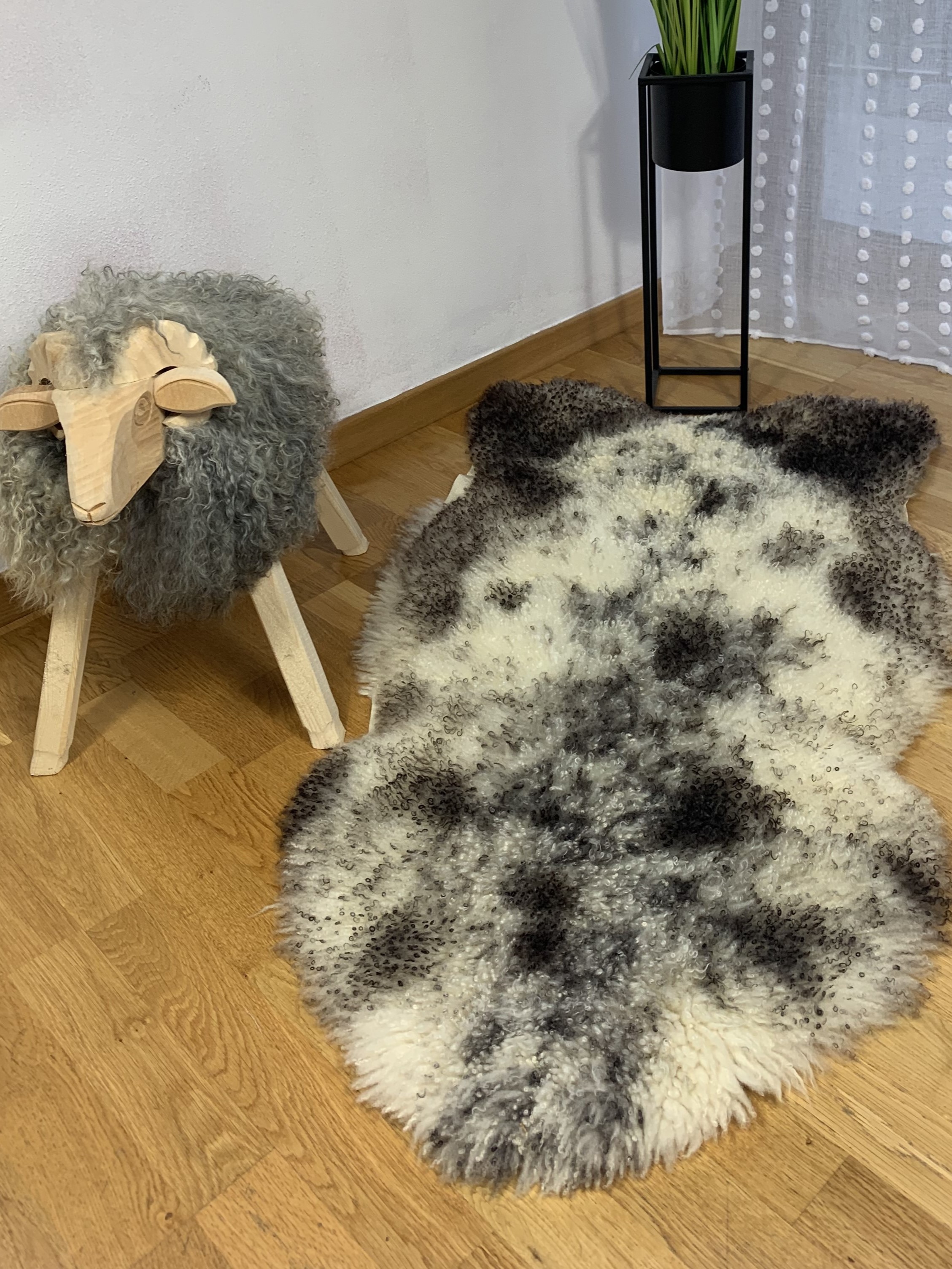 Saueskinn -  Saueskinn - swedish-eco-sheepskin-adam-leather